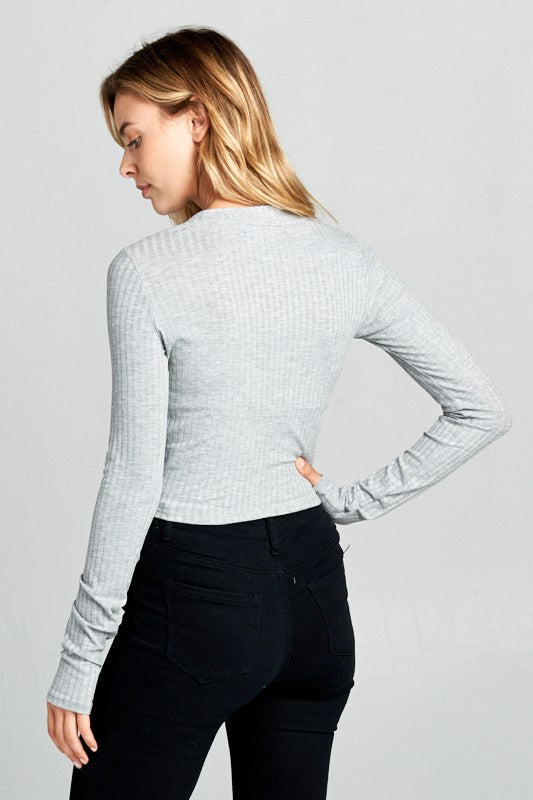 round neck long sleeve knit crop top